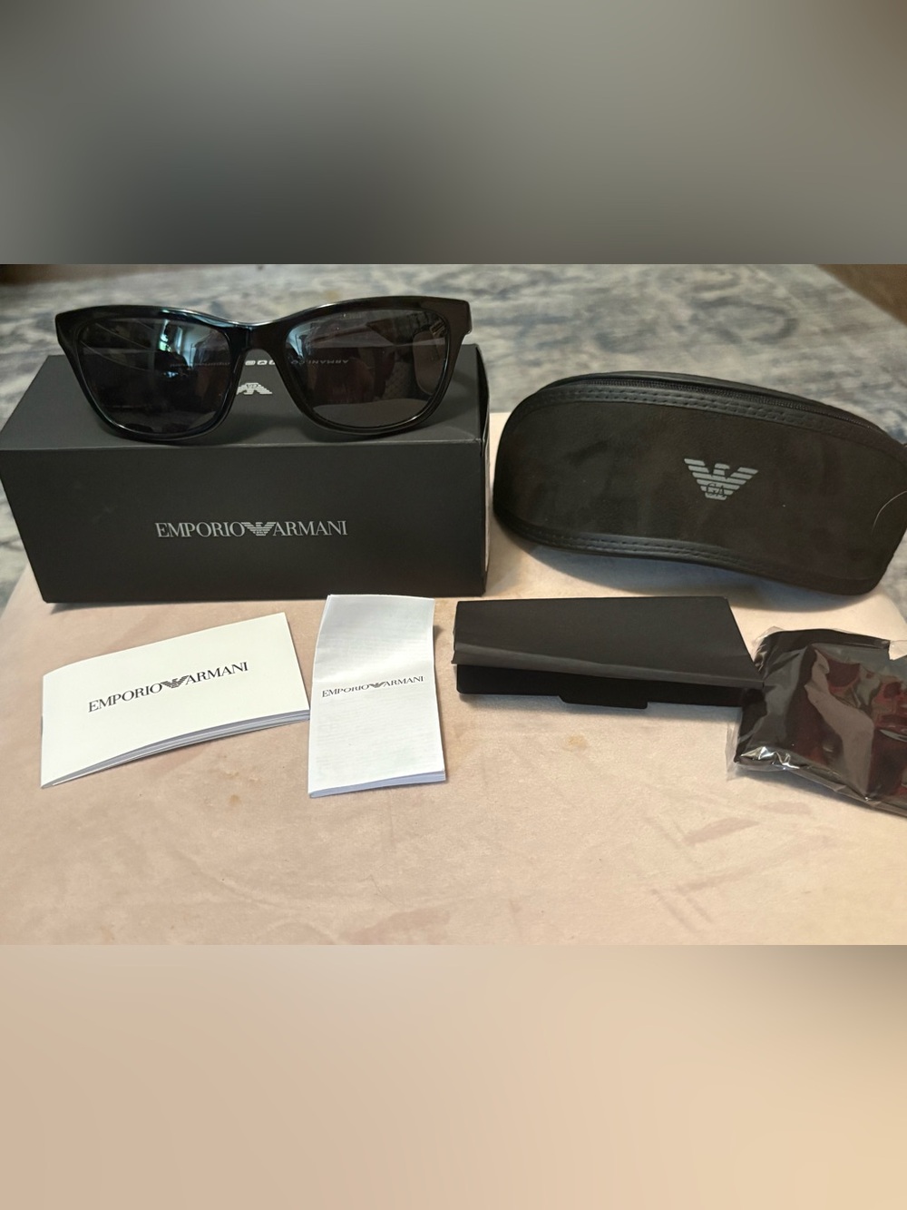 Emporio Armani 4227U Sunglasses
501787 - Black - Dark Grey Polar - New in Box - Picture 4 of 10